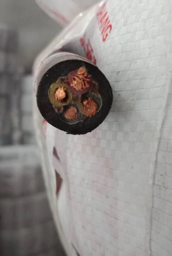 Линия электропередач на открытом воздухе Pure Mopper Водонепроницаемый резиновый кабельный кабельный кабель Анти -безрешительный 2 -сердечный провод 1.5 2,5 4 квадратные установки