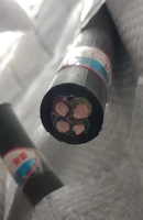 3*2,5+1 квадрат (100 метров)