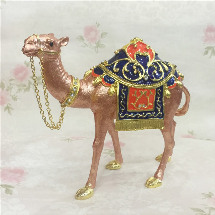 Xinjiang Style Colored Tin Diamond Inlaid Camel Handicraft Ornament Russian Metal Jewelry Ornament Box Gift