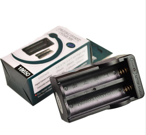 18650锂电池充电器 3.7V4.2V座充双水槽充强光手电筒充电器