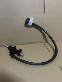 Suitable for Benda Motorcycle Gray Stone Bd300-16 Rear Brake Pump Han Gv300 Main Pump Brake Rear Brake Main Pump