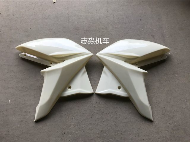 Xiaofeng No. 9 motorcycle sports car Guowei Innovation Sanyang 400 street car full vehicle shell accessories Yongyuan YY350-9A