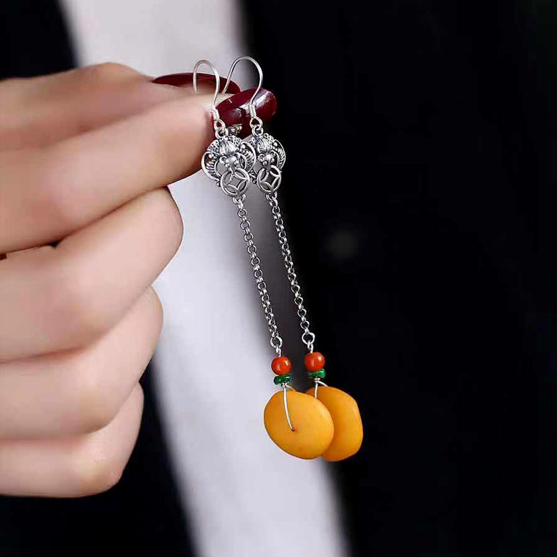 Lucky to meet you) elegant and small beeswax cake earrings earrings ear hook earrings women's workplace