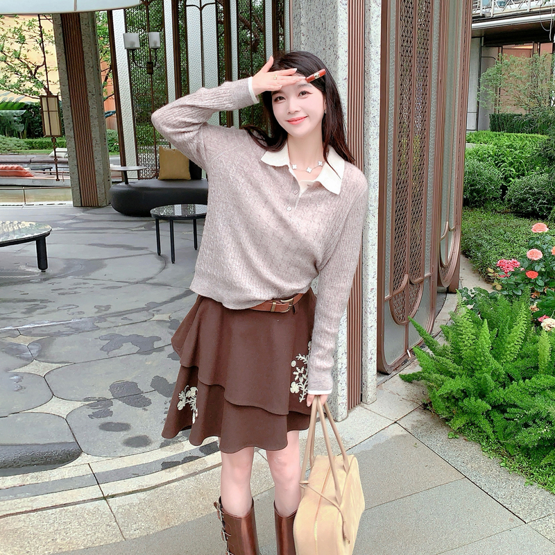 From Yi [Qianhua Polo] Color-Block Lapel Cable Knit Long Sleeve Wool Sweater V-Neck Slimming Sweater Korean Style for Women
