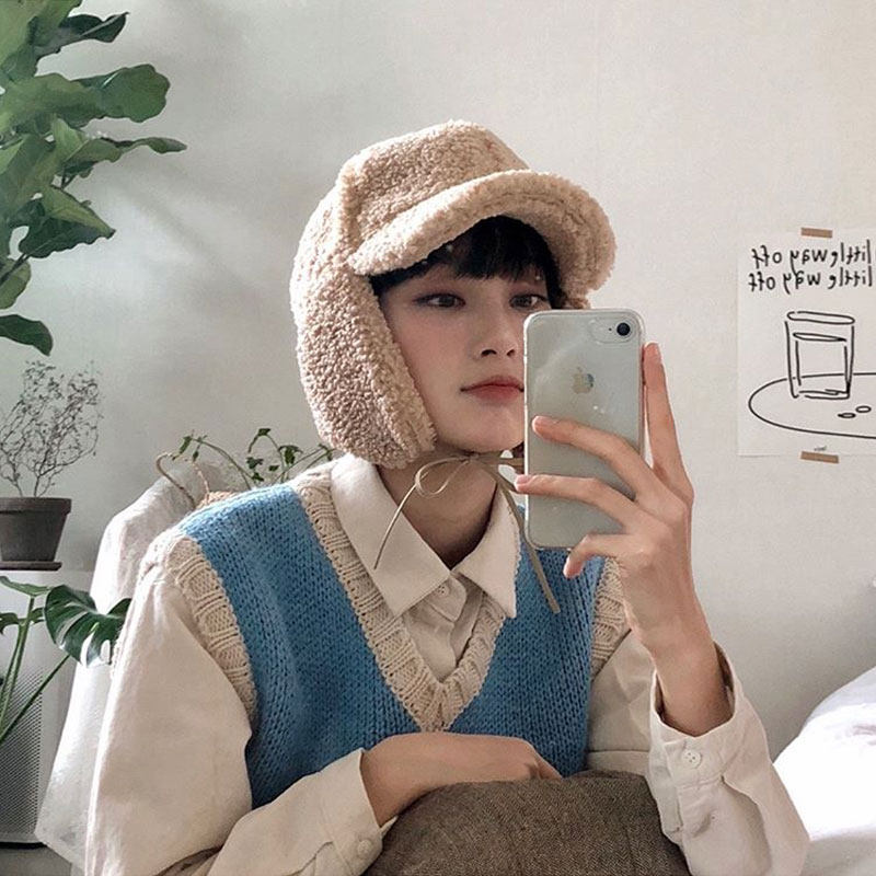 Lamb suede Lei Feng cap children Winter ins Han version 100 lap pile with velvet thickened protective ear skiing cap Duck Tongue Riding Cap