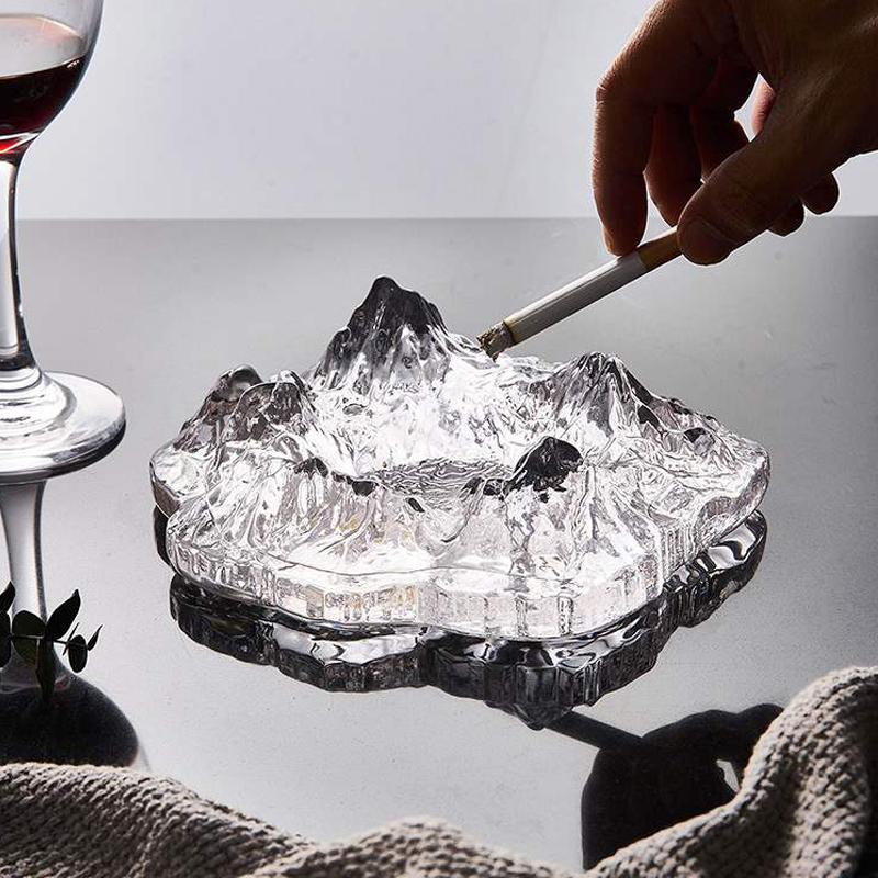 Nordic Style Creative Iceberg Glass Tobacco Ashtray Home Living Room Personality Trend Office Crystal Glass Pendulum
