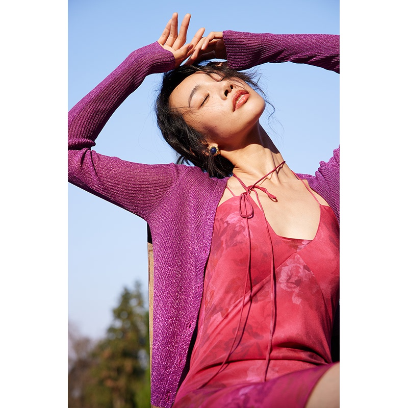 Daily Romance European Imported Luxury Brand High-End Glitter Yarn Knitted Dry and Breathable Cardigan Daily Romance European Imported Luxury Brand High-End Glitter Yarn Knitted Dry and Breathable Cardigan