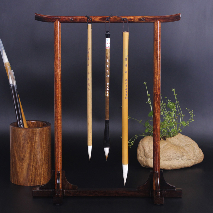 Special price black sandalwood Pear Wood Writing Brush Hanging Calligraphy Country Painting Red Wood Pen Hang Brush Holder large number
