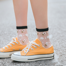 Japanese GP socks womens mid-tube socks summer thin glass silk crystal socks transparent stockings ins small daisies