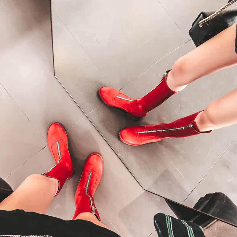 The European and American wind is very thin and the women's autumn and winter small subs are also very clearly legged