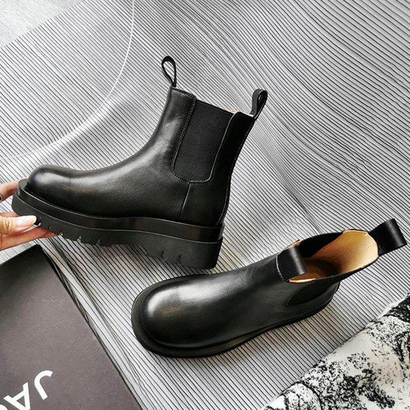 All the way through is okay ~ 2022 Chunqiu Ji's new square head thin and thin elastic boot thick bottom short cylinder boot female display slim