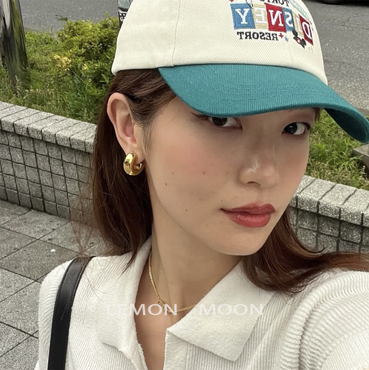 Classic and versatile European and American style c-shaped metal circle earrings hoop fashionable smooth simple ear clips without pierced earrings