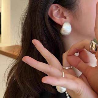 High-End Lisawang Style Glossy Brushed Finish Earrings, European and American Style, High-End Feel, Arch-Shaped Ear Studs/Ear Clips