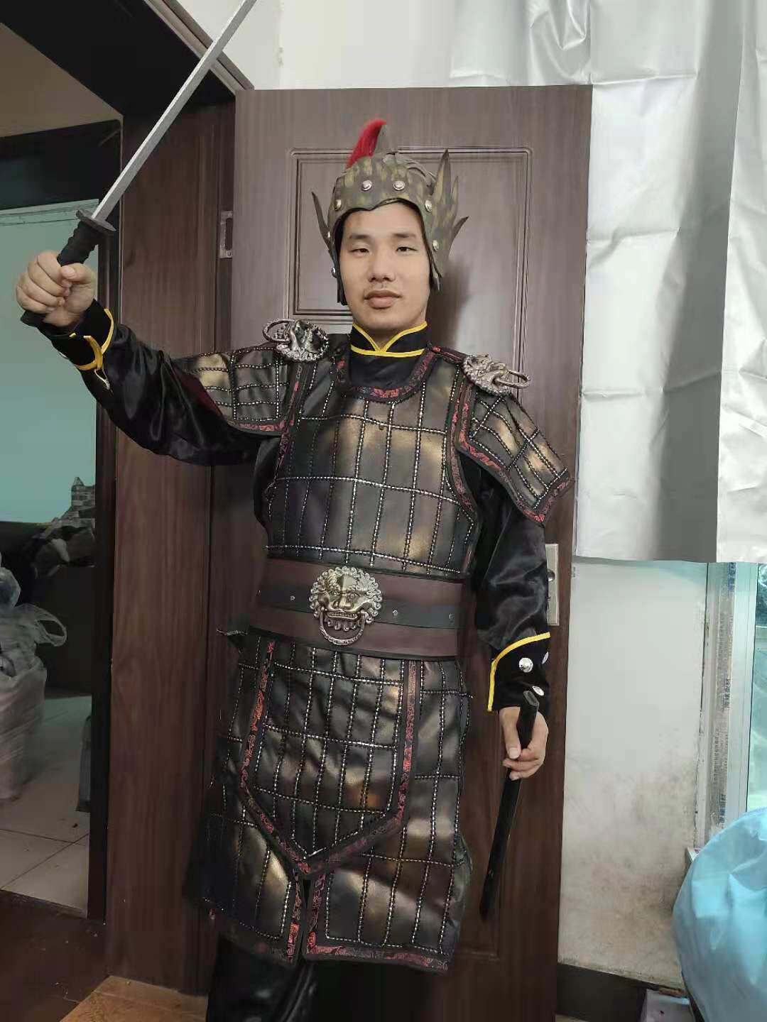 Китайцы одежда наборы 租黑色【将军】铠甲盔甲学生运动会年会走秀七夕年会话剧演出