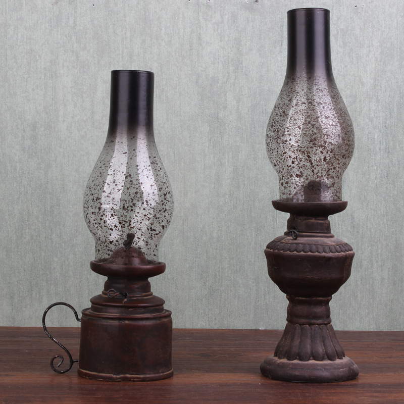 Retro Old-Fashioned Kerosene Lamp Ornaments Camping Style Lighting Revolving Lantern Nostalgic Antique Old Objects Republic of China Posing Props
