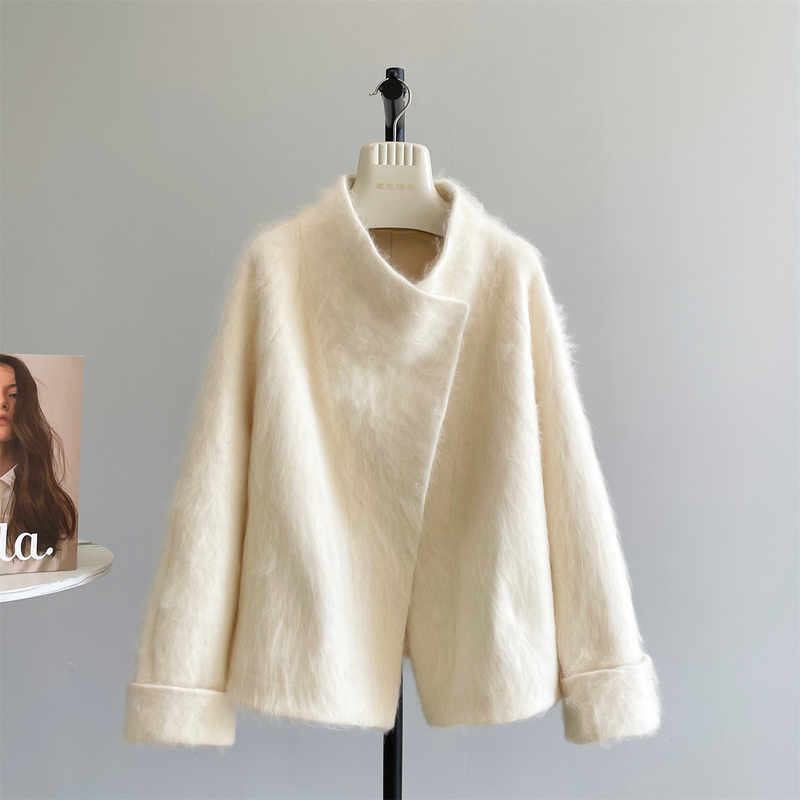 Fluffy Sweet Chestnut Triple Brushed Wool Mulberry Silk Cashmere New Short Coat for Women with Magnetic Buckle C238 Fluffy Sweet Chestnut Triple Brushed Wool Mulberry Silk Cashmere New Short Coat for Women with Magnetic Buckle C238