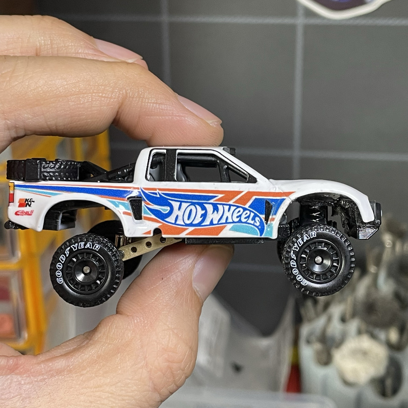 1:64 Hot Wheels Trophy Truck Baja 1000 Off-Road Vehicle Modified Version