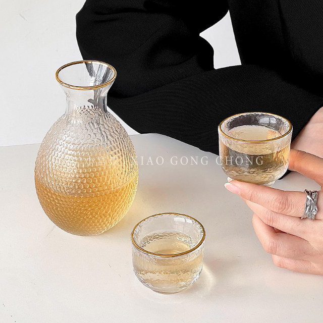 Chinese style hammer pattern teacup teapot set