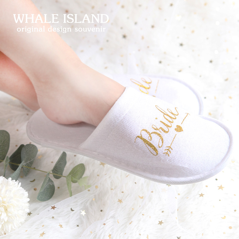 Autumn-winter bridesmaid slippers disposable bronzed letters Bride Indoor Morning Gown Shoes Children are accompanied by a small gift