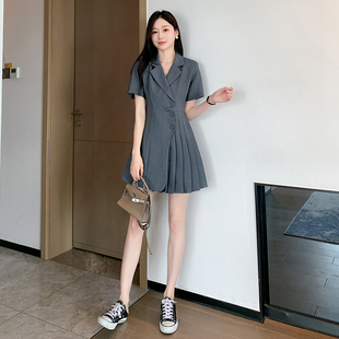 小个子短款西装裙