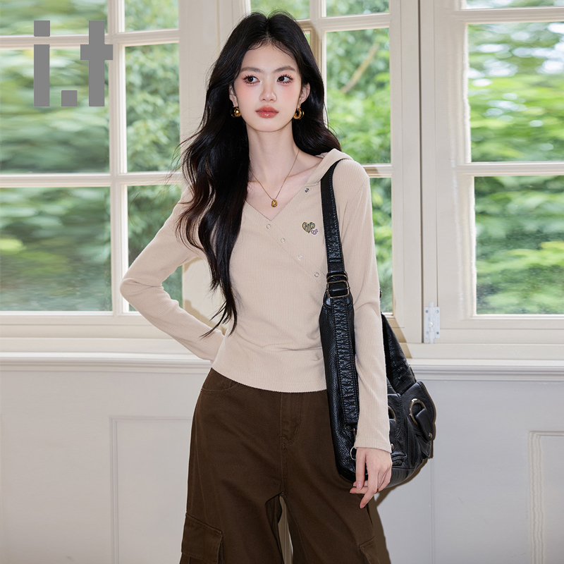 It:Chocoolate Solid Color Long-Sleeved Hooded T-Shirt for Women, New Spring and Autumn Style, American Retro Versatile Slim-Fit Top It:Chocoolate Solid Color Long-Sleeved Hooded T-Shirt for Women, New Spring and Autumn Style, American Retro Versatile Slim-Fit Top