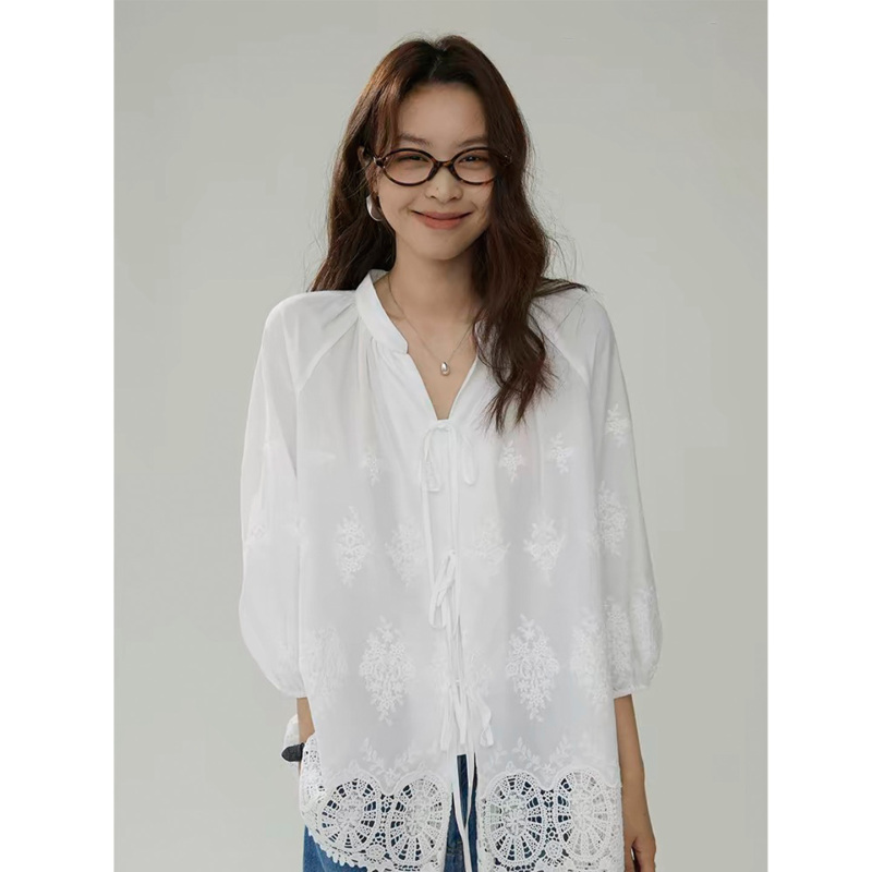 Heavy Embroidery Lace-Trimmed Cotton-Like White Shirt for Women, Summer High-End Niche Versatile Blouse with Three-Quarter Sleeves