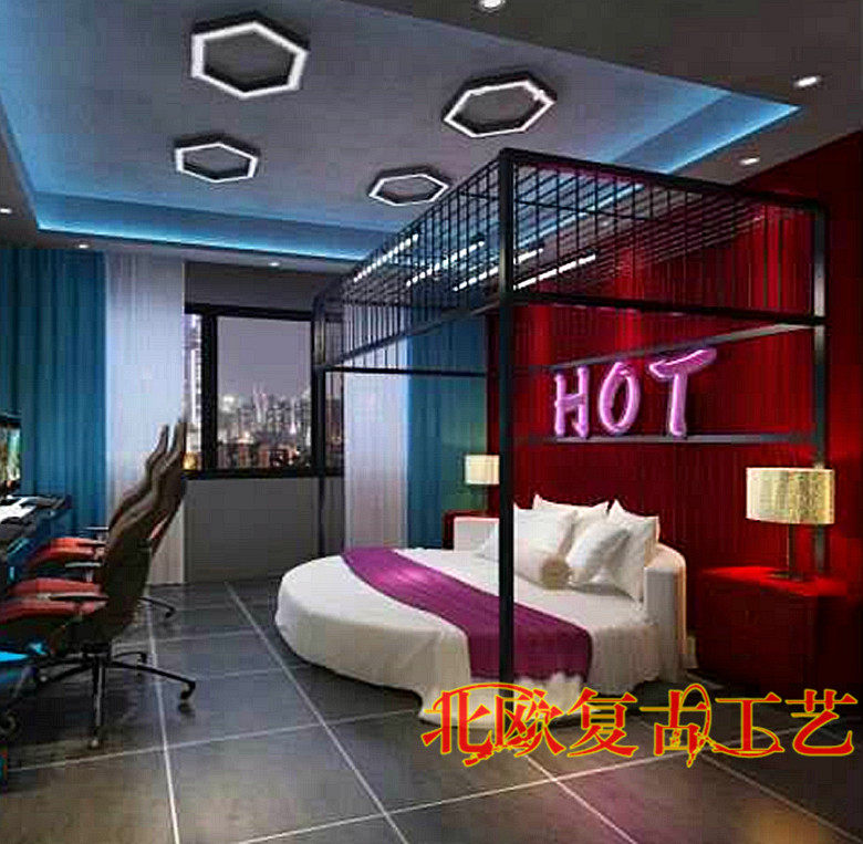 Net Red Iron Art Bird Cage Princess Bed Rectangular New Wedding Bed Large Themed Hotel Round Bed Large Decorated Bird Cage