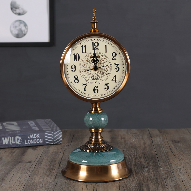 European clock table clock ornaments Living room mute clock American table clock Living room sitting clock Creative model room decorations