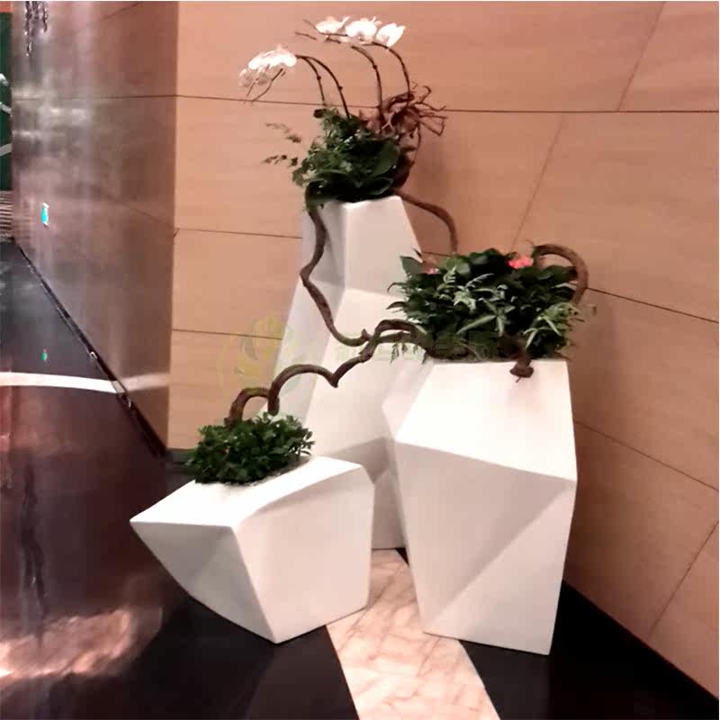 Glass Fiber Rhomboid Combined Vase Modern Minima Flower Pot Combined Mall Outdoor Patio Beauty Chen Flower Pots Custom