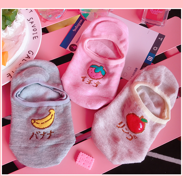 Vớ nữ Hàn Quốc phiên bản nông cạn miệng thuyền vô hình vớ cotton dễ thương trái cây mùa hè thoải mái thoáng khí thấp để giúp vớ vớ