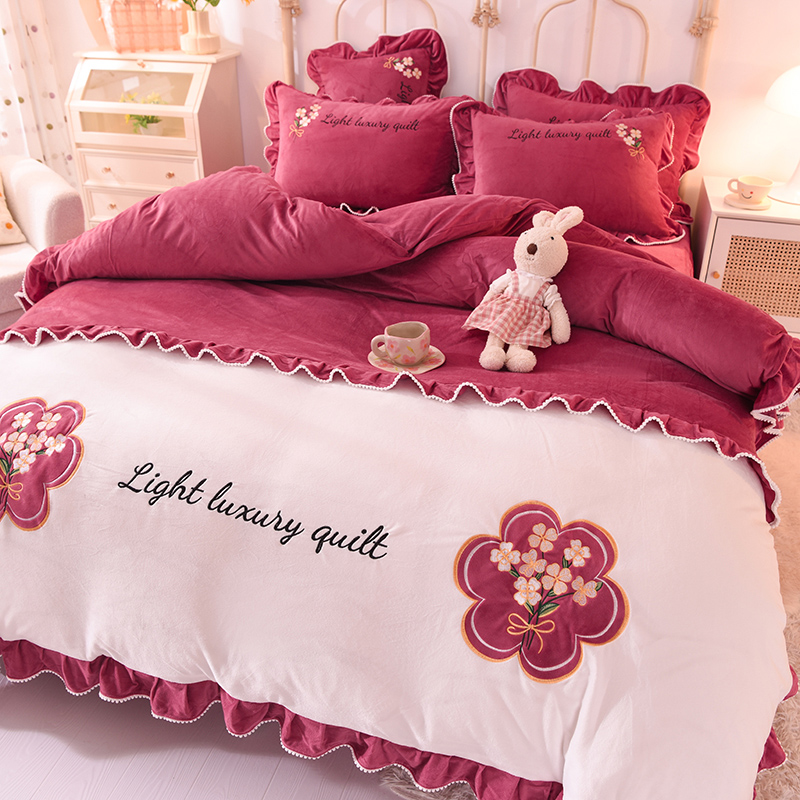 Little fairy style embroidery milk velvet four-piece princess crystal velvet bed skirt winter plus velvet bed sheet quilt cover thickened