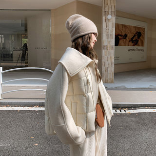 Off-White Patchwork Short down Jacket for Women, 2025 Winter New Style, Unique and Stylish Design, 90% White Duck down Coat