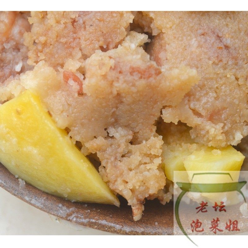 Freshly ground rice noodles steamed meat powder Sichuan specialty farm buckle meat noodles rice flour steamed meat powder spicy steamed meat powder 500g