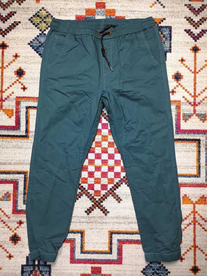 New BEERBEAR men's slim three-dimensional cut elastic waist tight leg nine-point pants casual pants