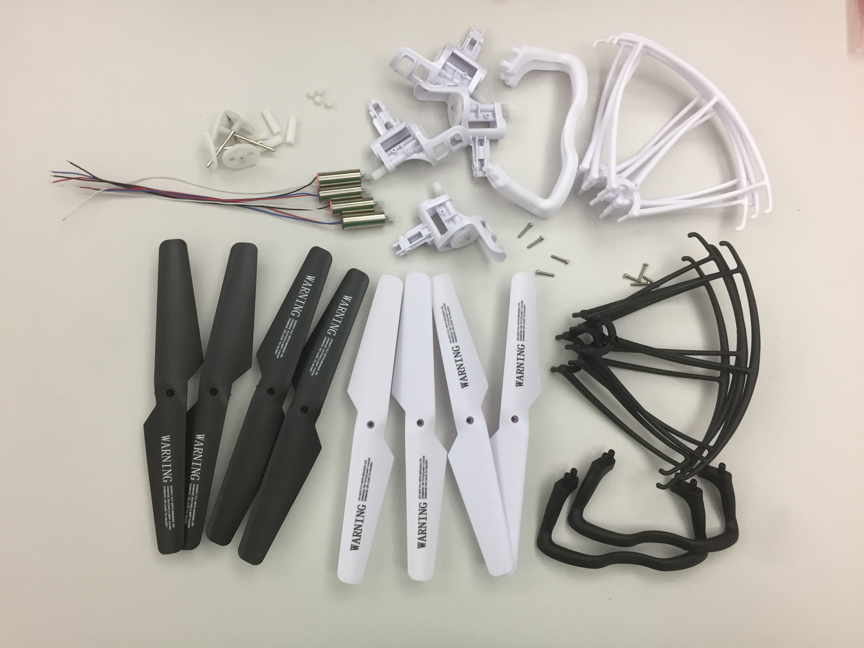 シマモデル航空機X5/X5C/T009クワッドコプターアクセサリーモーターブレード保護リング三脚ギアアクセサリー