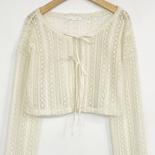 Spot Korea purchased authentic women's ladies hollow pattern thin -seeking lightweight lace lace sunscreen shirt cardigan