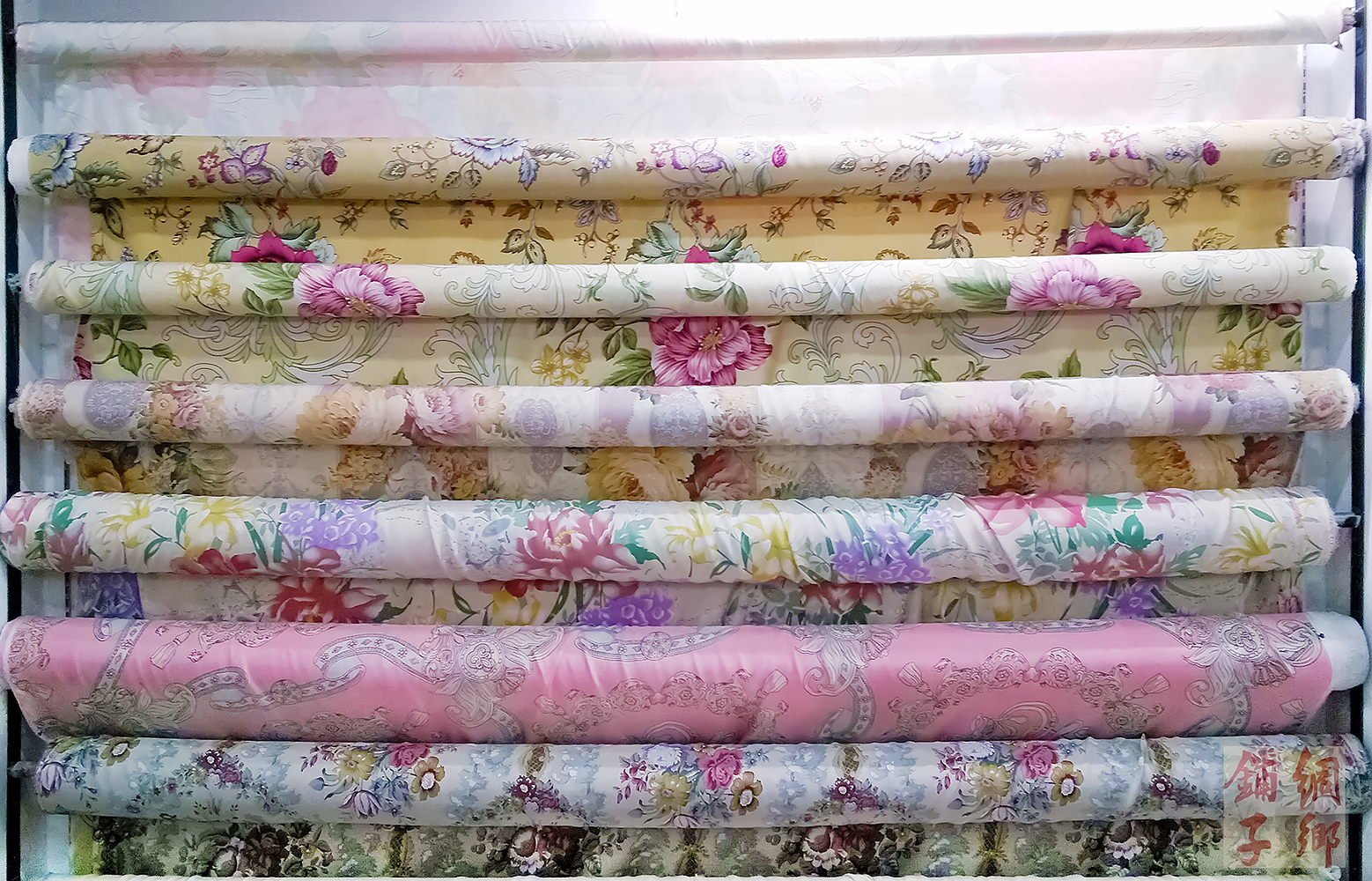 Silk fabric 100 wide - amplitude crepe bed with four - piece cloth printed floral 235cm wide