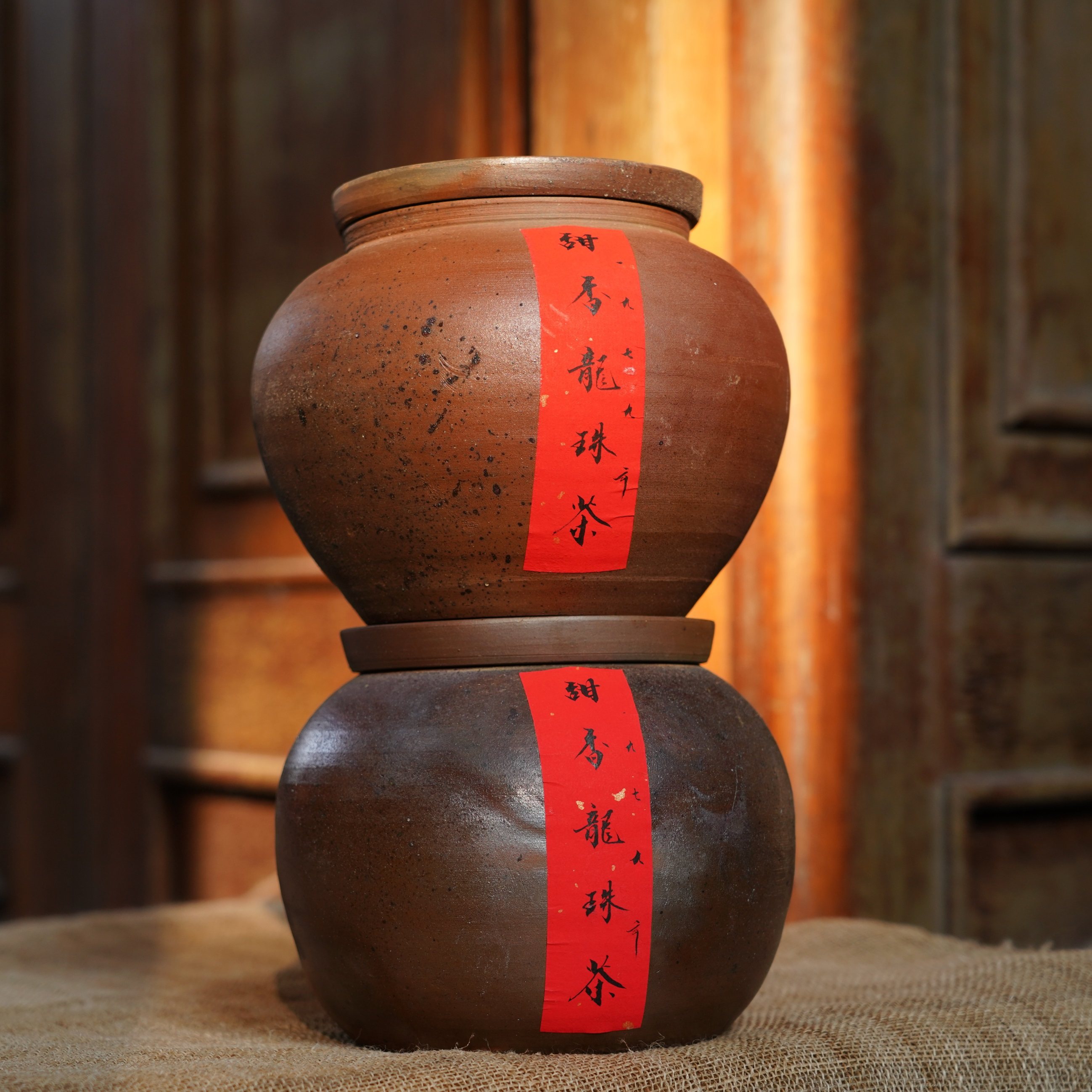 1979 Sweet Aroma Dragon Pearl Tea Old Tea Lady Sieved Pure Natural Tea Treasure of Tea Poo Tea Alcohol Sweet Ganxiang Black Tea