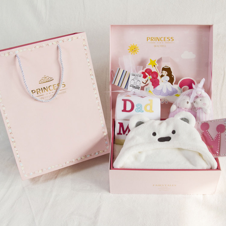 Coffret cadeau pour bébé - Vêtements + Fournitures - Ref 1954260 Image 9