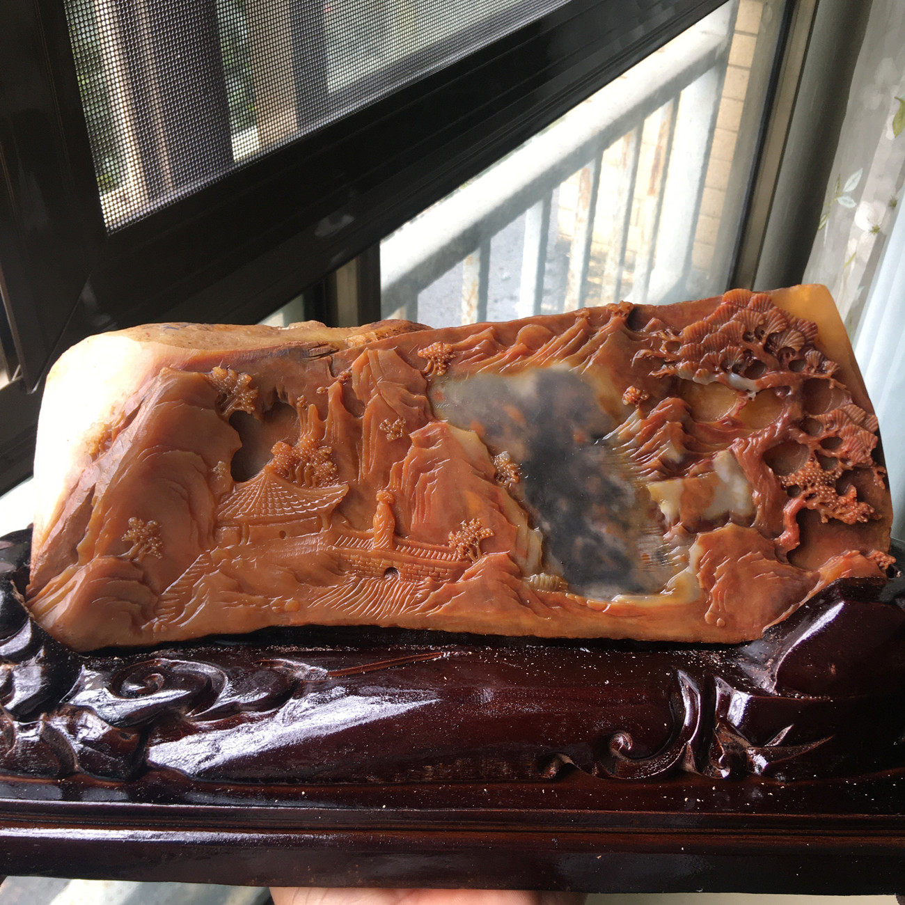 Yunnan Longling Huanglong jade finely carved landscape town house collection ornaments hand-carved high quality and low price like to hurry up