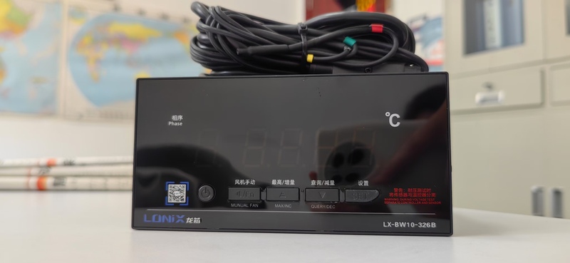 Jiangsu Longxin Dry-Type Transformer Temperature Controller Lx-Bw10-326A/326B Lx-Bw10-3207C