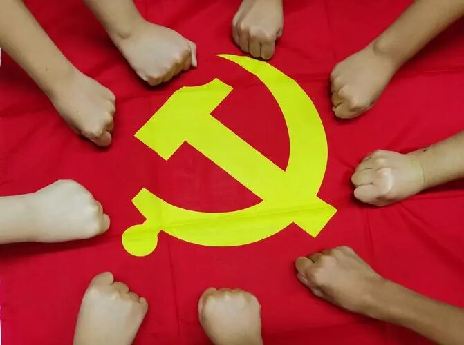 潮流时尚工厂店
