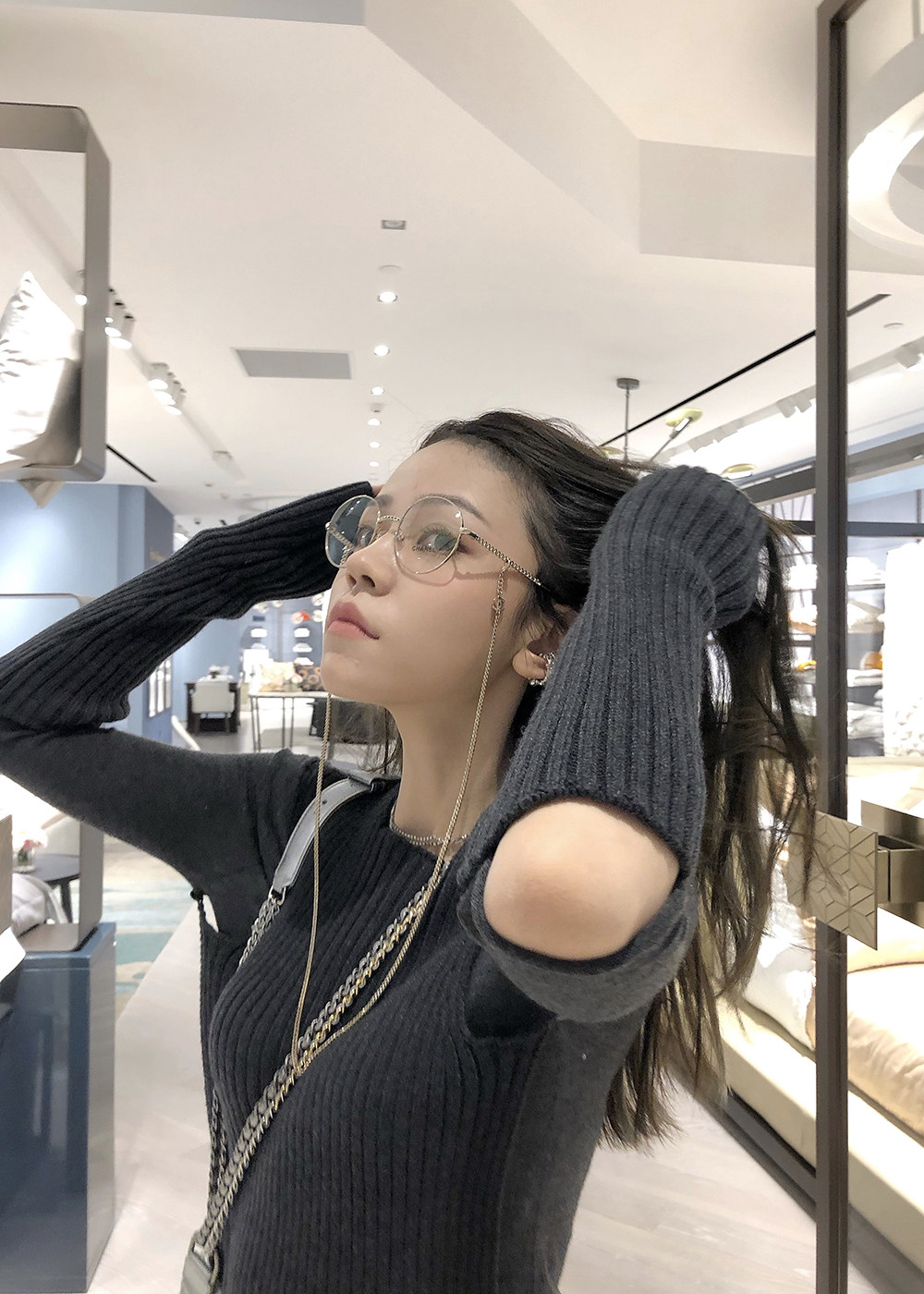 (30% off) THE HANDLE Trendy Sleeve Knitwear Women's Ingenious Design Short Pullover Sweater