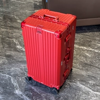 Алюминиевая рама из красного сплава