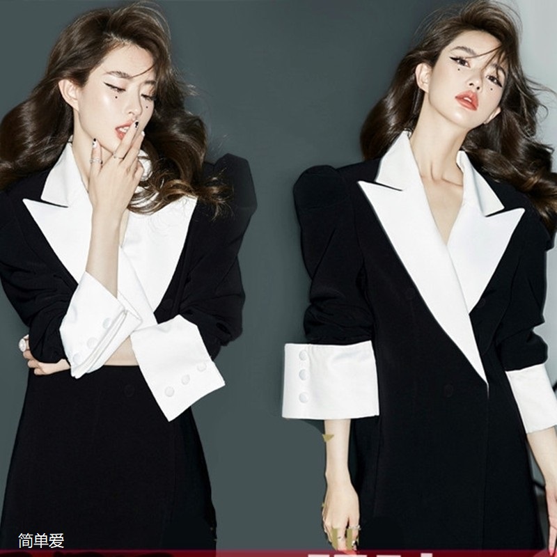 Fashionable suit suitable for photo sessions, wedding dress