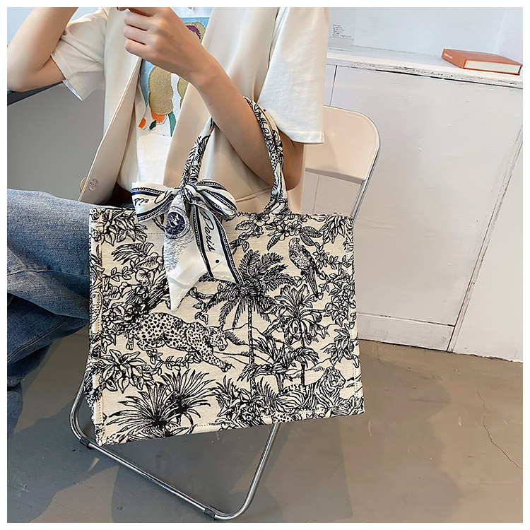 Large Bag Handbags  New Korean Fashion Contrast Color One Shoulder Underarm Bag display picture 6