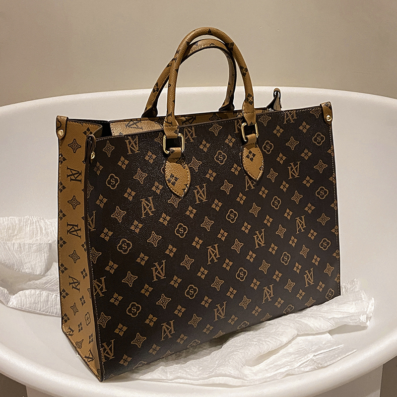 French-Style Niche Handbag for Women 2025, Super Trendy Retro Tote Bag, Large Capacity Versatile Commuter Monogram Tote Bag