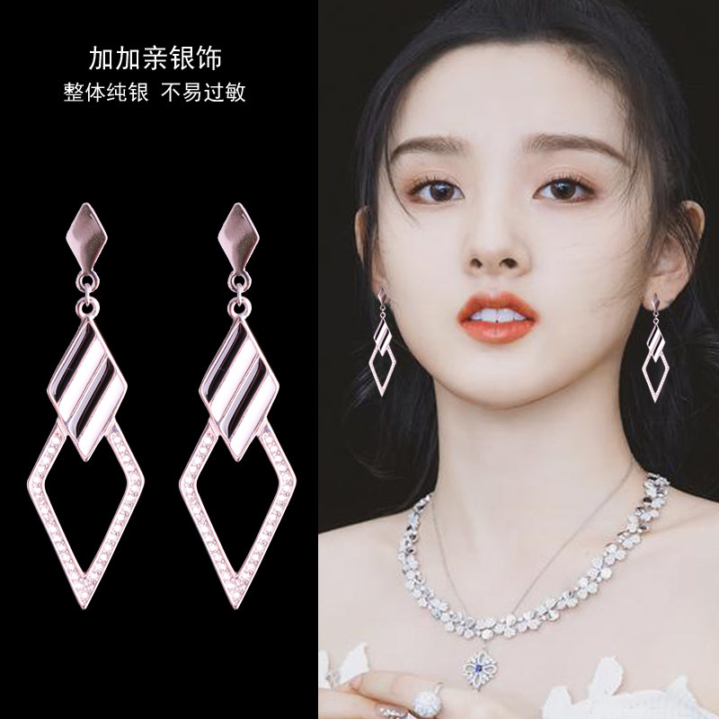 Diamond earrings 2020 new trend ear jewelry Korean temperament fashion net red wild sterling silver stud earrings for women