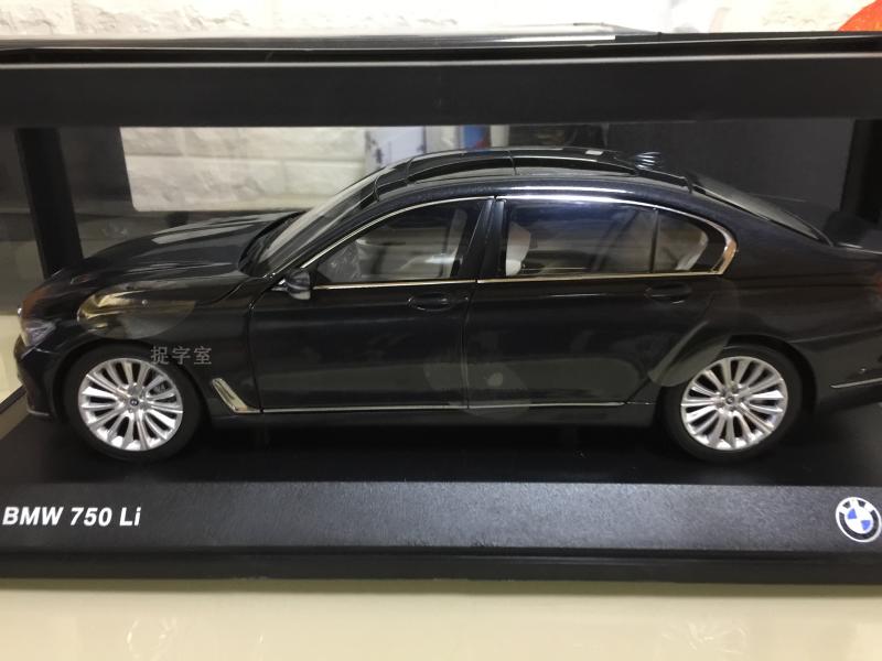 1:18 Dealer Edition BMW New 7-Series 750Li BMW 7-Series Car