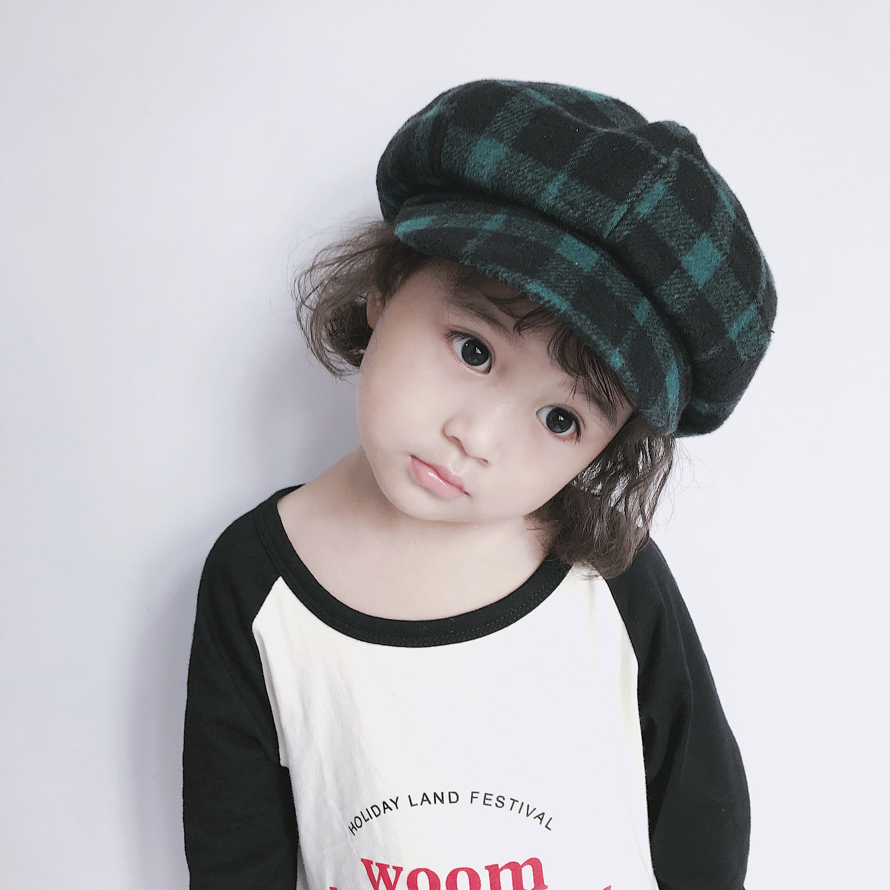 Baby autumn and winter hats all-match boys' berets girls' peaked caps warm and thick Korean fashion children's hats